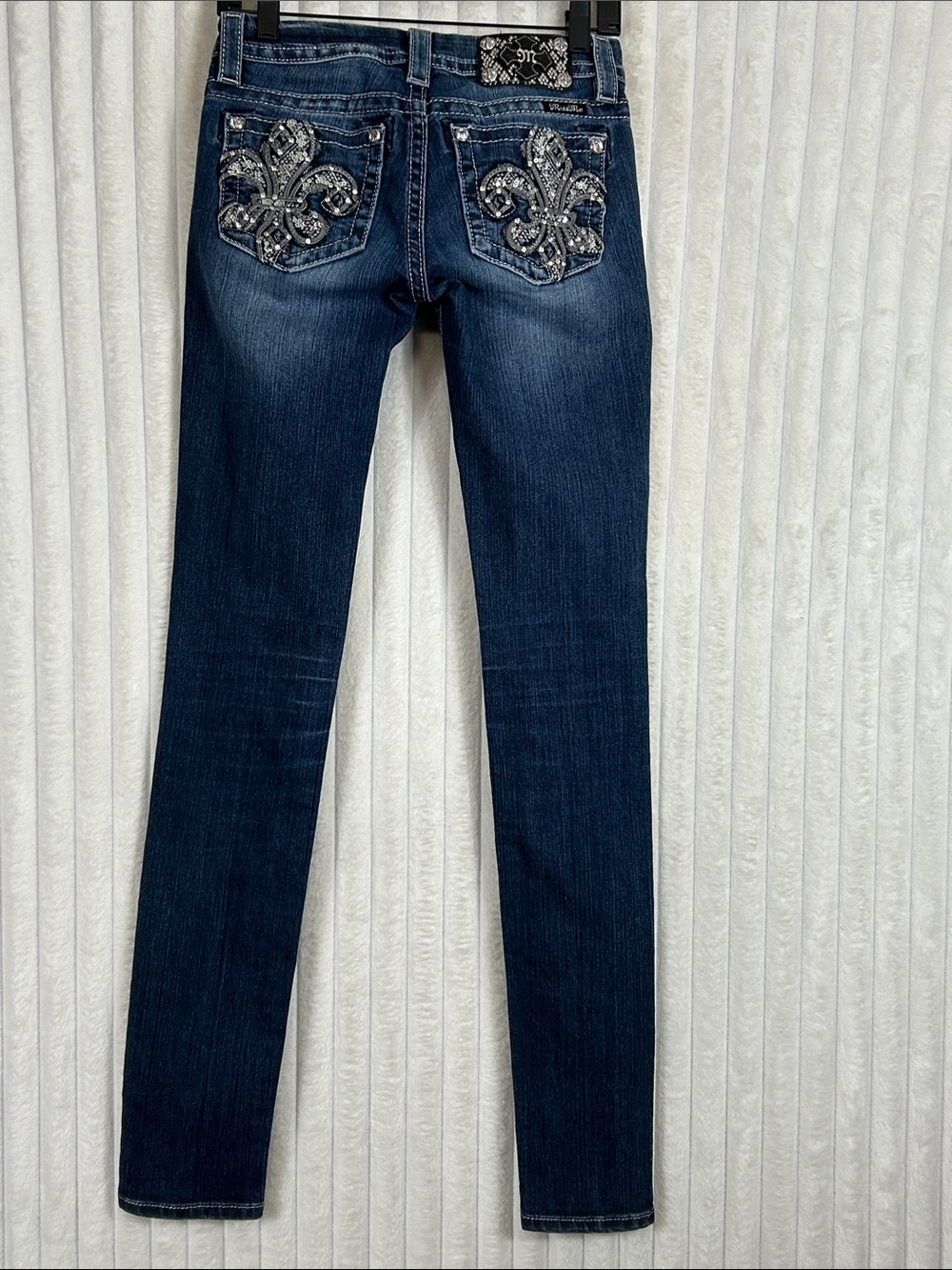 Miss Me Skinny mid rise bling pocket Jeans 25